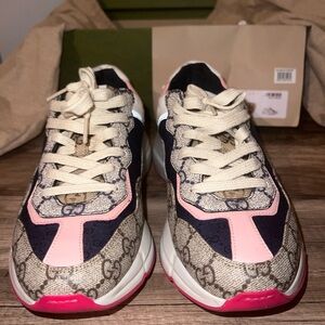 Women gucci rhyton shoes size 37.5